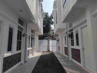 rumah murah akses mudah harga 300 jutaan di Cipinang Rawamangun jakarta timur