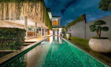 villa modern lantai 2 kerobokan kelod