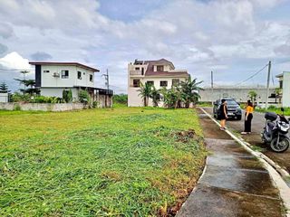Rush For Sale Lot in Baypoint Estates Evo City Kawit Cavite