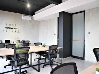 Private Office siap pakai, Ideal untuk Tim 8 orang!