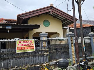 Rumah dekat Grage City Mall komplek, 3 kamar LT. 127 m2