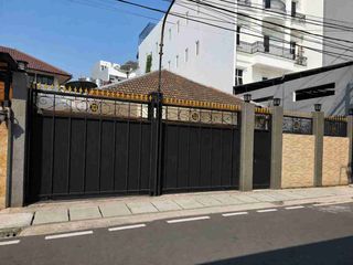 Rumah murah dibawah pasaran 1 bidang tanah dengan total luas 422 m2 berikut bangunan di Kota Adm. Jakarta Pusat