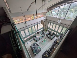 Spacious Residential Building for Sale in Batangas Street, Bago Bantay, Quezon City