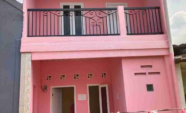 dijual Rumah 2 Lantai, 3 Kamar, Murah. Cipayung Depok