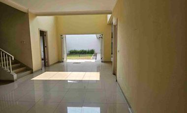 JUAL MURAH !! Rumah 12 x 25 Suvarna Sutera area golf