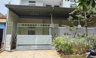Dijual rumah 3 lantai citra raya Tangerang