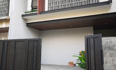 HUNIAN SEMI VILLA SANGAT STARTEGIS 3BR PRIVAT POOL NEAR SEMINYAK BALI