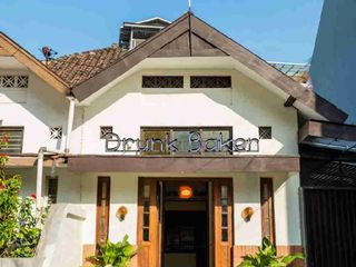 RUMAH UNTUK USAHA AREA VETERAN SUNDA KOTA BANDUNG