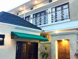 Guest House Exclusive For Sale, 6 mins to Berawa Beach