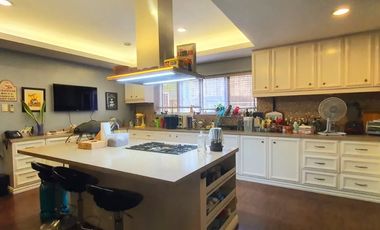 FOR SALE: Spacious 6BR Home with Pool at White Plains Village
