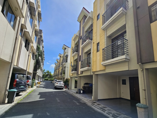Townhouse for Lease in Malinao, Pasig City at Garden Homes at Circulo Verde