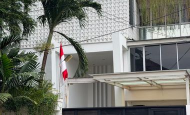 Rumah 3 Lantai di Pulo Asem Jakarta Timur. Bagus dan SHM