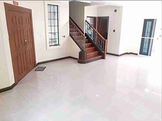 PN51918 HOUSE & LOT FOR RENT in Timog Scout