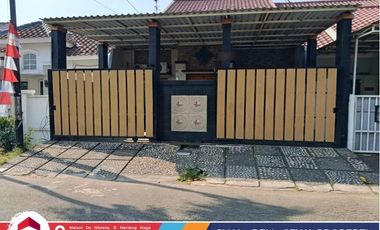 Jual Rumah Nyaman 1,5 Lantai di Taman Sari Harapan Indah Bekasi, Semi Furnish, 4 KT, 2 KM, SHM
