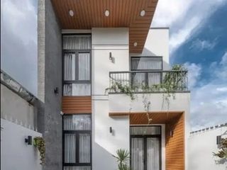 RUMAH BARU SIAP HUNI  3 KAMAR LOKASI STRATEGIS DI WONOREJO RUNGKUT SURABAYA