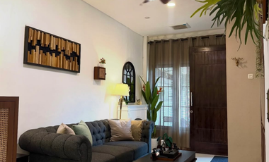 Dijual Rumah di Taman Palem Lestari 5x15, Jakarta Barat