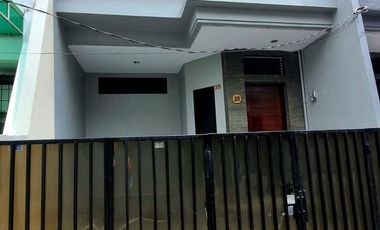 Dijual Rumah di Tanjung Duren, Jakarat Barat 5x12,6