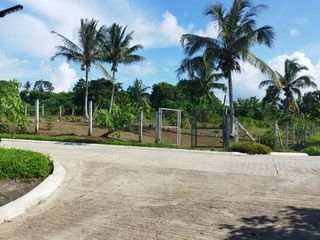 1000 SQMS TITLED LOT GATED COMMUNITY