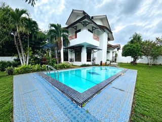 DISEWAKAN RUMAH MEWAH DENGAN PRIVATE POOL COCOK BISA UNTUK KANTOR DI BANGKA JAKARTA SELATAN