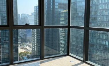 2 Bedrooms For Sale in Uptown Ritz Residences