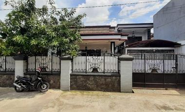 Jual Cepat Rumah Luas di Kawasan Komersial Kota Bekasi Dekat Summarecon