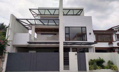 2 Carport Single Detached House and Lot for Sale in Greenheights Village Paranaque - JB