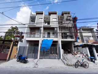 For Sale Three Storey Townhouse 2 Carport in Greenheights Village Paranaque  - JB