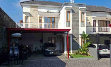 Jual Rumah 1lt area Perumahan One Gate di Jl Pidada Denpasar area Strategis.r
