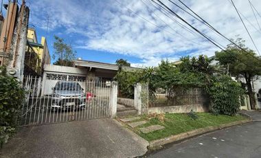 4 Bedroom House and Lot in Don Antonio Heights FOR SALE