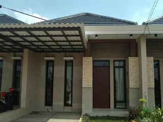 Rumah Dijual Cluster Kepuh Persada Residence Karawang Barat Dekat Taman Dharmawangsa