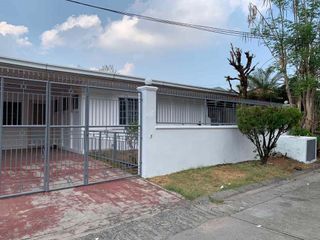FOR SALE! 3BR Residential House and Lot with Parking Slot in BF Homes International