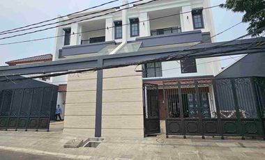 jual rumah brandnew cocok hunian/kantor mampang pratapatan Jaksel
