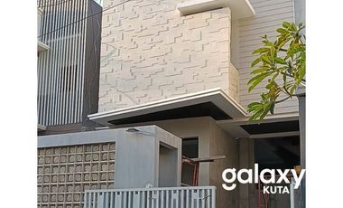 DIJUAL RUMAH SULATRI DENPASAR