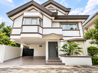 5 Bedroom Luxury House and Lot for Sale in New Manila Quezon City