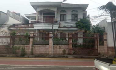 DIJUAL CEPAT RUMAH MEWAH 2 LANTAI DI TEBET BARAT JAYA JAKARTA