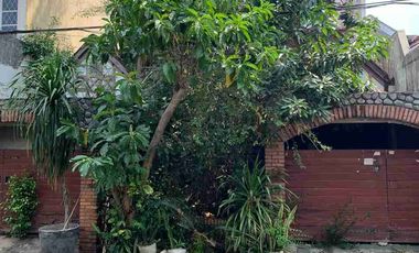 Rumah Tua Hitung Tanah Di Lokasi Elite Bintaro Jaya Tangsel