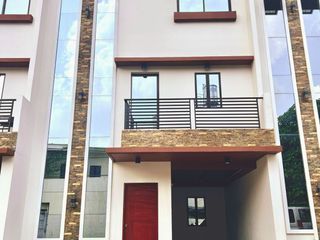 3-Bedroom Townhouse for Rent in located in Peace Valley Lahug, Cebu City.