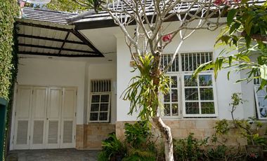 DIJUAL RUMAH DI TAMAN GRIYA – NUSA DUA, BALI
