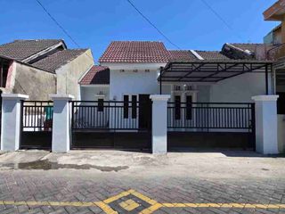 Dijual Rumah Terawat Sedati Sidoarjo dekat Pasar Betro