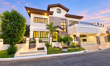 Portofino South House and Lot For sale 5 Bedrooms
