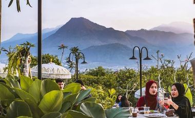 Cafe dan Villa Hits di Batu Malang