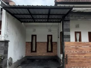 Rumah Cantik di Mekar Pemogan Siap Huni