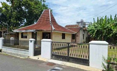 BELI TANAH, BONUS RUMAH! 🏡 DEKAT KERATON YOGYAKARTA|| LT  1054 m² TURUN Rp2 MILIAR!