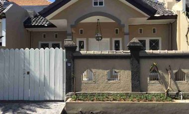 Rumah cantik strategis dekat imigrasi Taman Jimbaran Bali