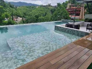 5-LEVEL LUXURY HOUSE in MARIA LUISA ESTATE