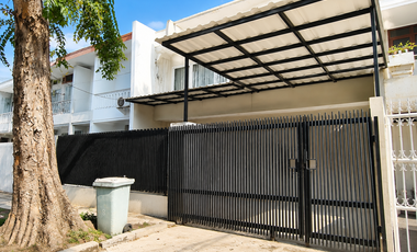 Rumah Pluit Mas 2LT 7x21,5 150,5m 4KT SHM Semi Furnish Dekat Mall