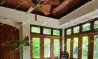 Ayala Alabang House for Sale along a Wide Street
