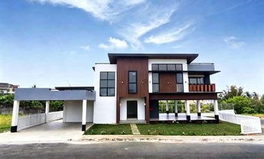 6BR Modern House & Lot for Sale on Mahogany Avenue, Tagaytay City-MC