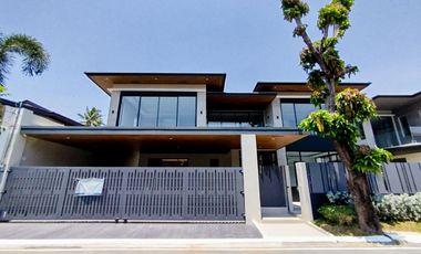 4 Carport House and Lot for Sale in BF Homes Paranaque w/ Elevator near Concha Cruz -JB