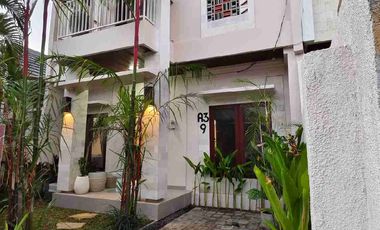 Rumah Cantik Baru Renovasi di Perum 1 Gate Royal Garden Residence